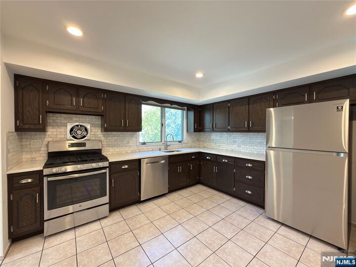 Property Photo:  531 Day Avenue  NJ 07657 