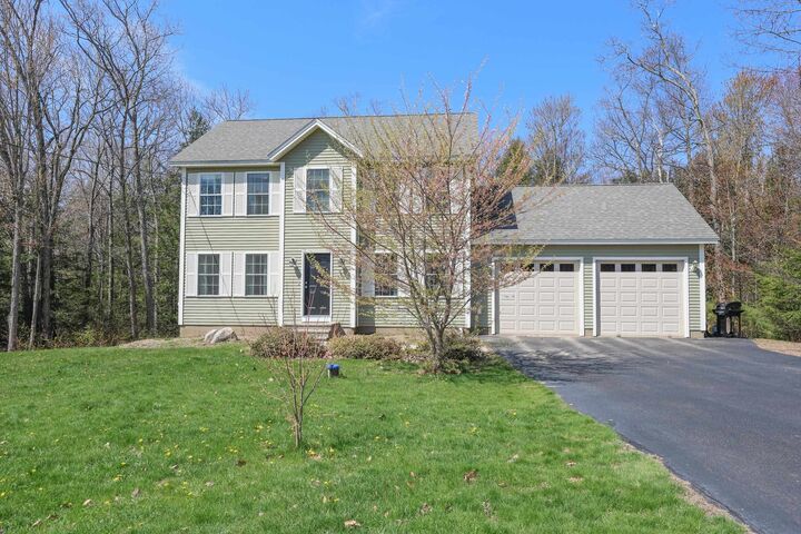 Property Photo:  46 Jacqueline Drive  NH 03071 