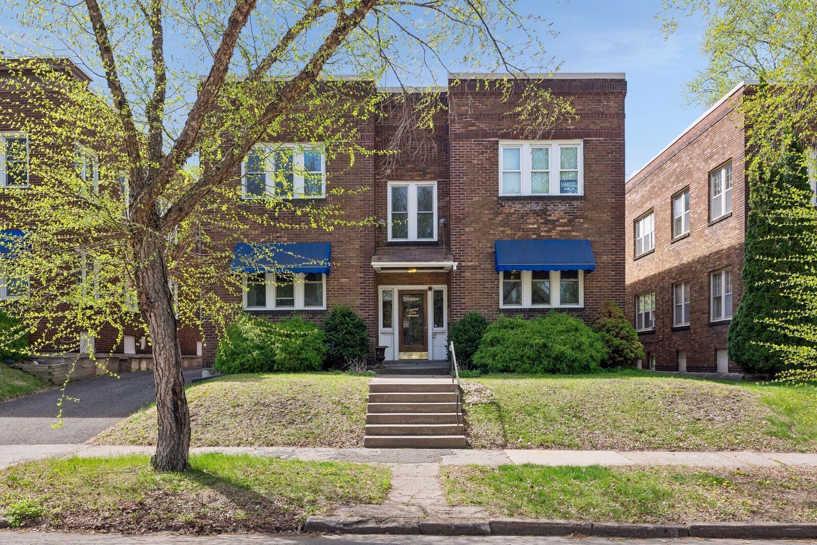 Property Photo:  992 Dayton Avenue 2  MN 55104 