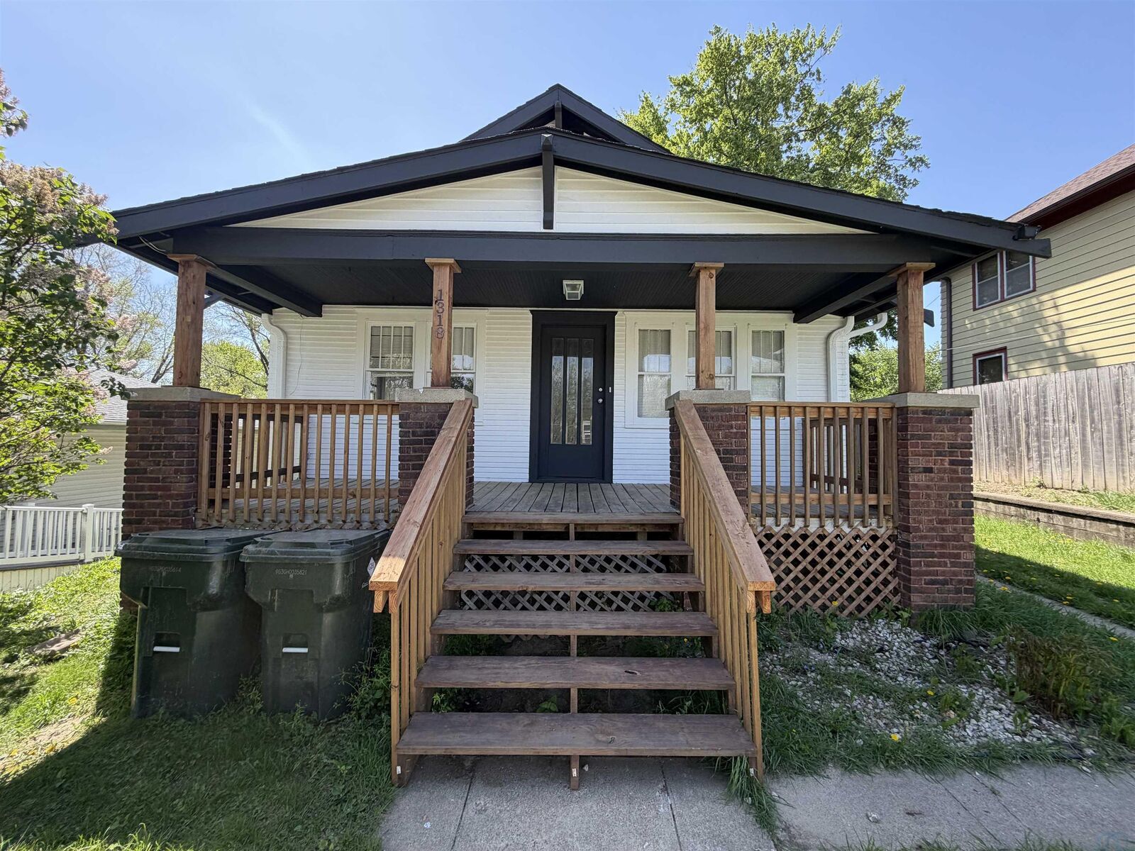 Property Photo:  1318 28th St  IA 51104 