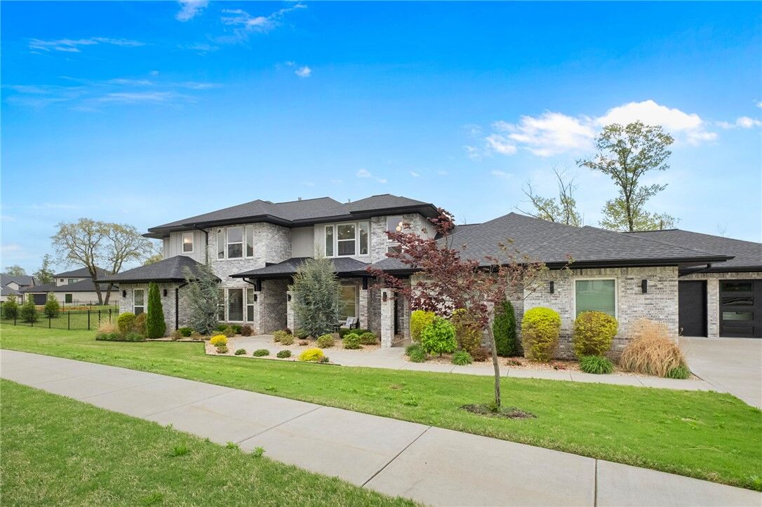 Property Photo:  4315 S Scissortail Drive  AR 72713 