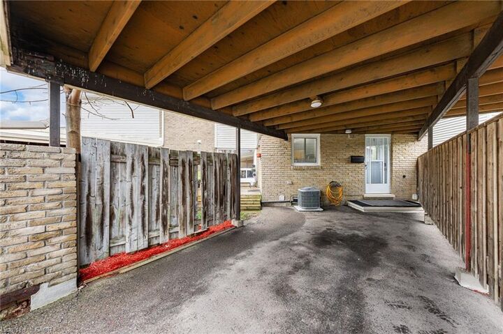 Property Photo:  415 Morgan Avenue 8  ON N2A 2V6 