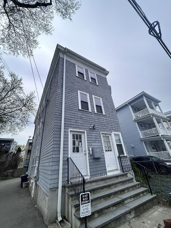 Property Photo:  25 Granfield Ave 2  MA 02131 
