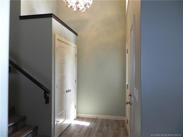 Property Photo:  18 Cross Street  AB T4L 0J4 