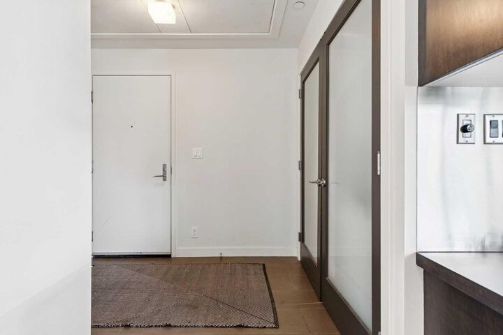 Property Photo:  530 12 Avenue SW 201  AB T2R 0B1 