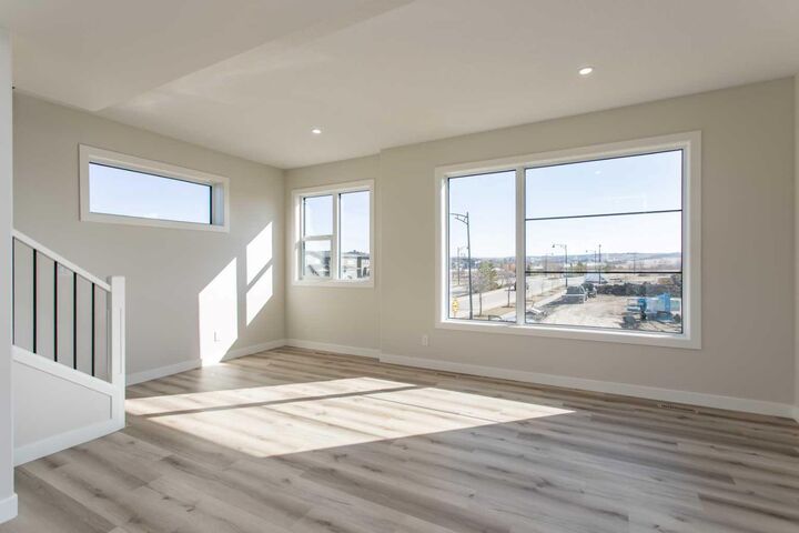 Property Photo:  65 Lavelle Close  AB T4R 0V7 