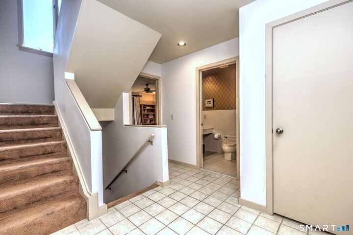 Property Photo:  690 Forest Road 472  CT 06516 