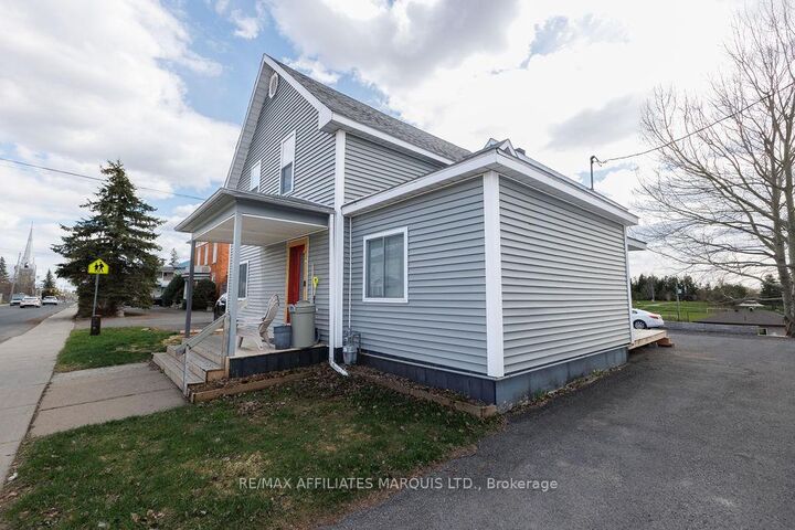Property Photo: 136 Main Street S ON K0C 1A0