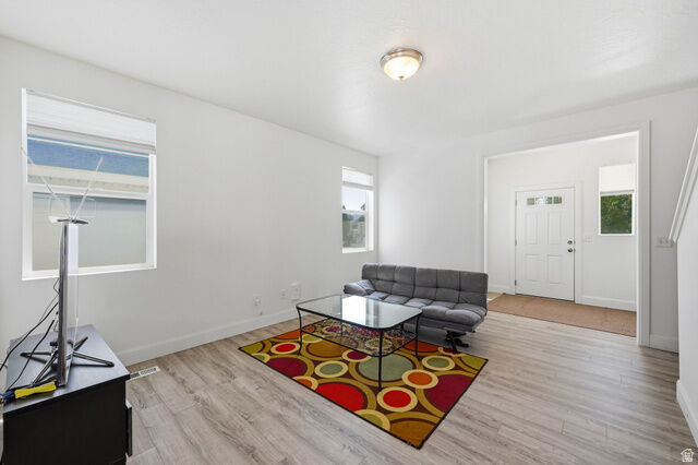 Property Photo: 928 W Teal Way UT 84119