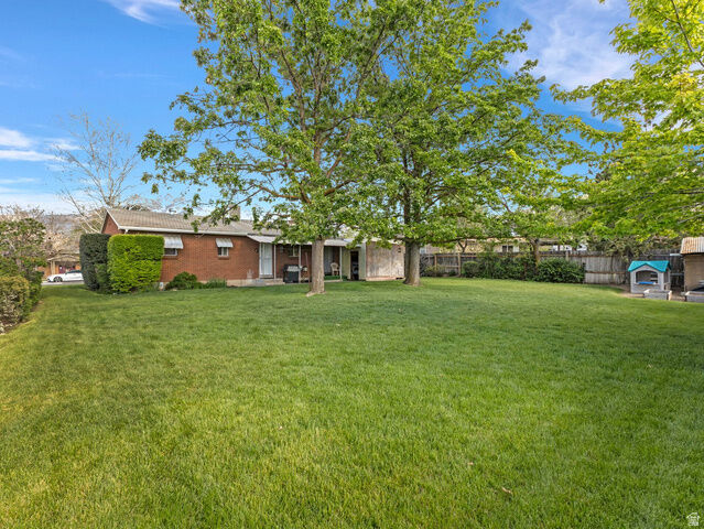 Property Photo:  7168 S 1700 E  UT 84121 