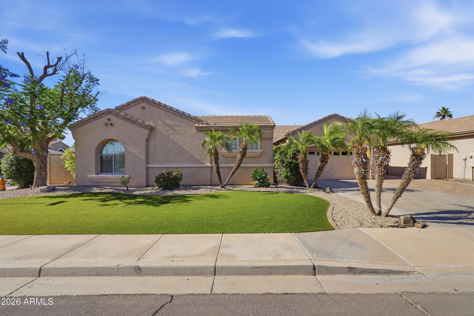 Property Photo:  2576 E Westchester Drive  AZ 85249 
