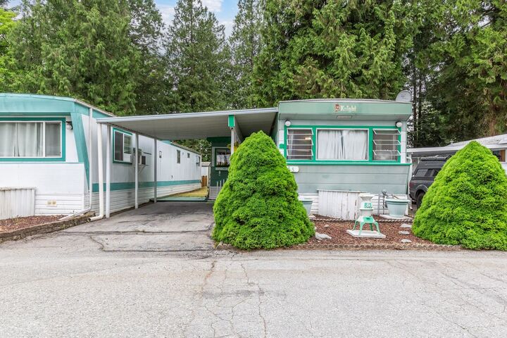 Property Photo:  21163 Lougheed Highway 55  BC V2X 2R4 
