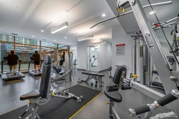 Property Photo:  6080 McKay Avenue 2807  BC V5H 0J4 