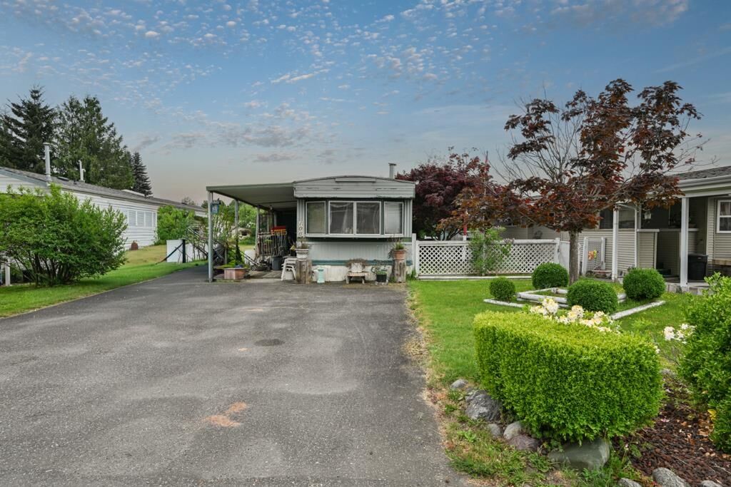 Property Photo:  45640 Watson Road 106  BC V2R 3P8 