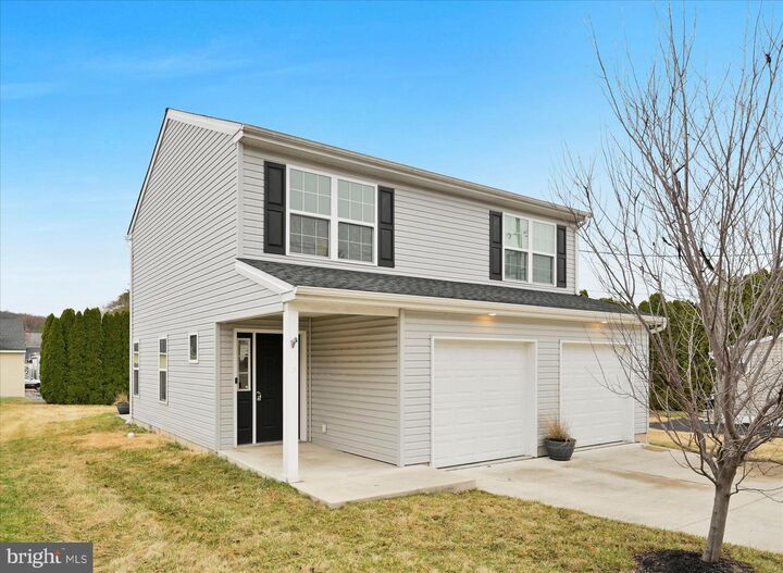 Property Photo:  130 S Franklin Street  PA 19522 
