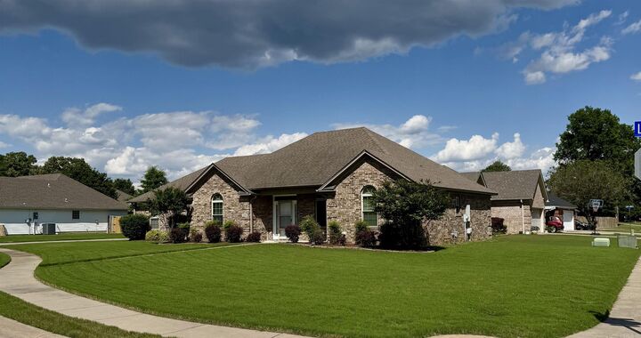 Property Photo:  3304 Lacross Dr  AR 72022 