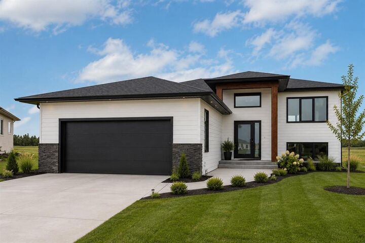 Property Photo: 23 Ridgemont Drive MB R0A 0A1