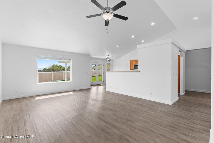 Property Photo:  11984 N Stinson Dr  ID 83835 