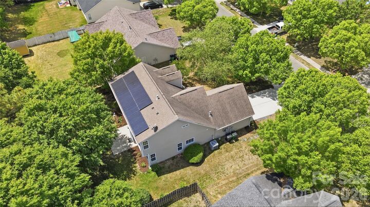 Property Photo:  13919 Ballyshannon Lane  NC 28278 