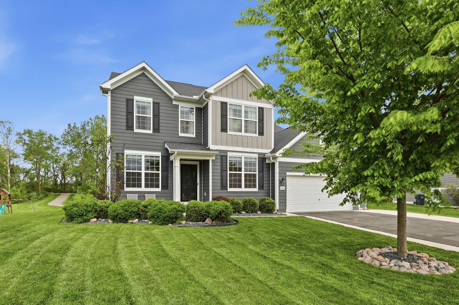 Property Photo:  126 Avena Court  OH 43074 