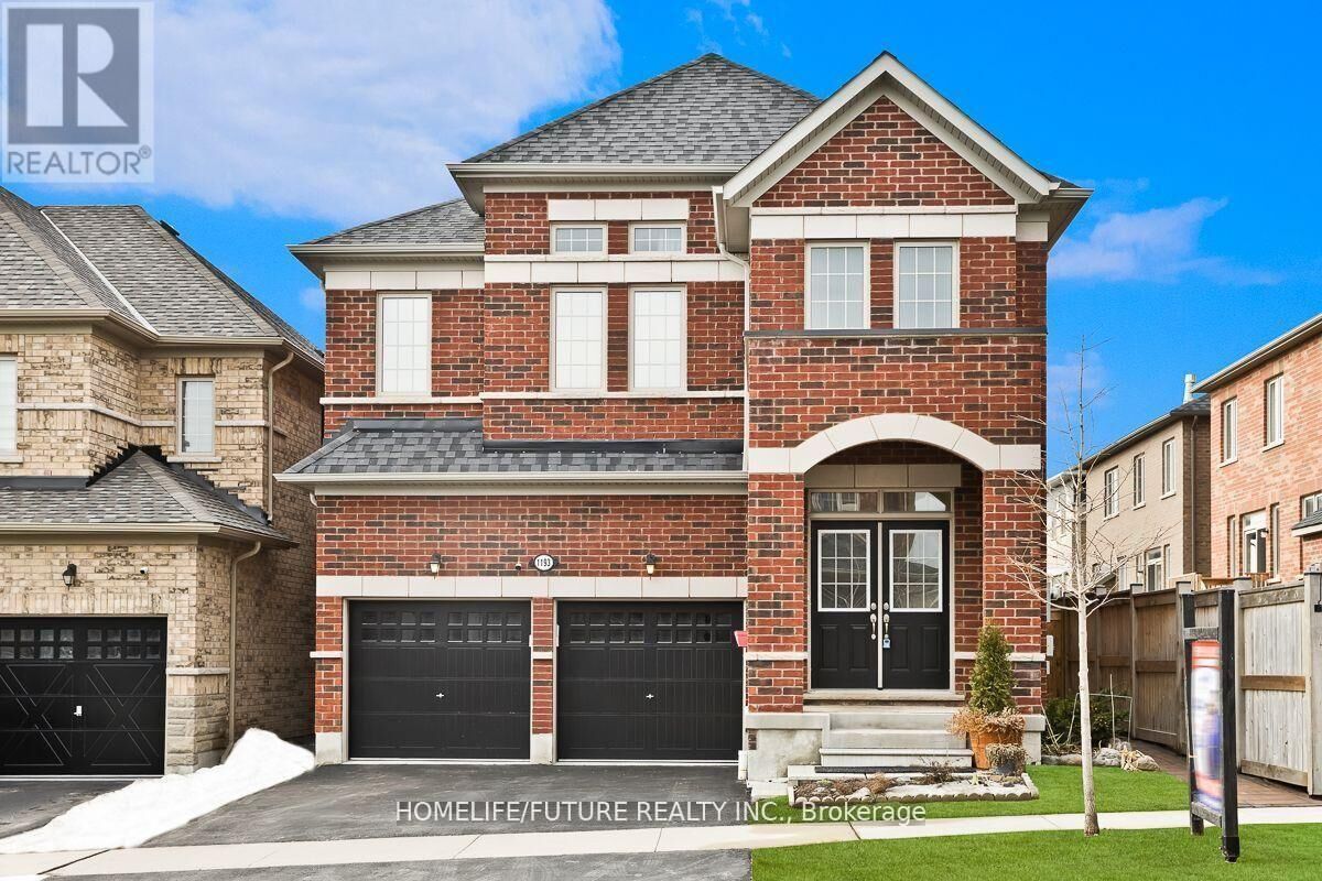 Property Photo:  1193 Enchanted Crescent  ON L1X 0H1 