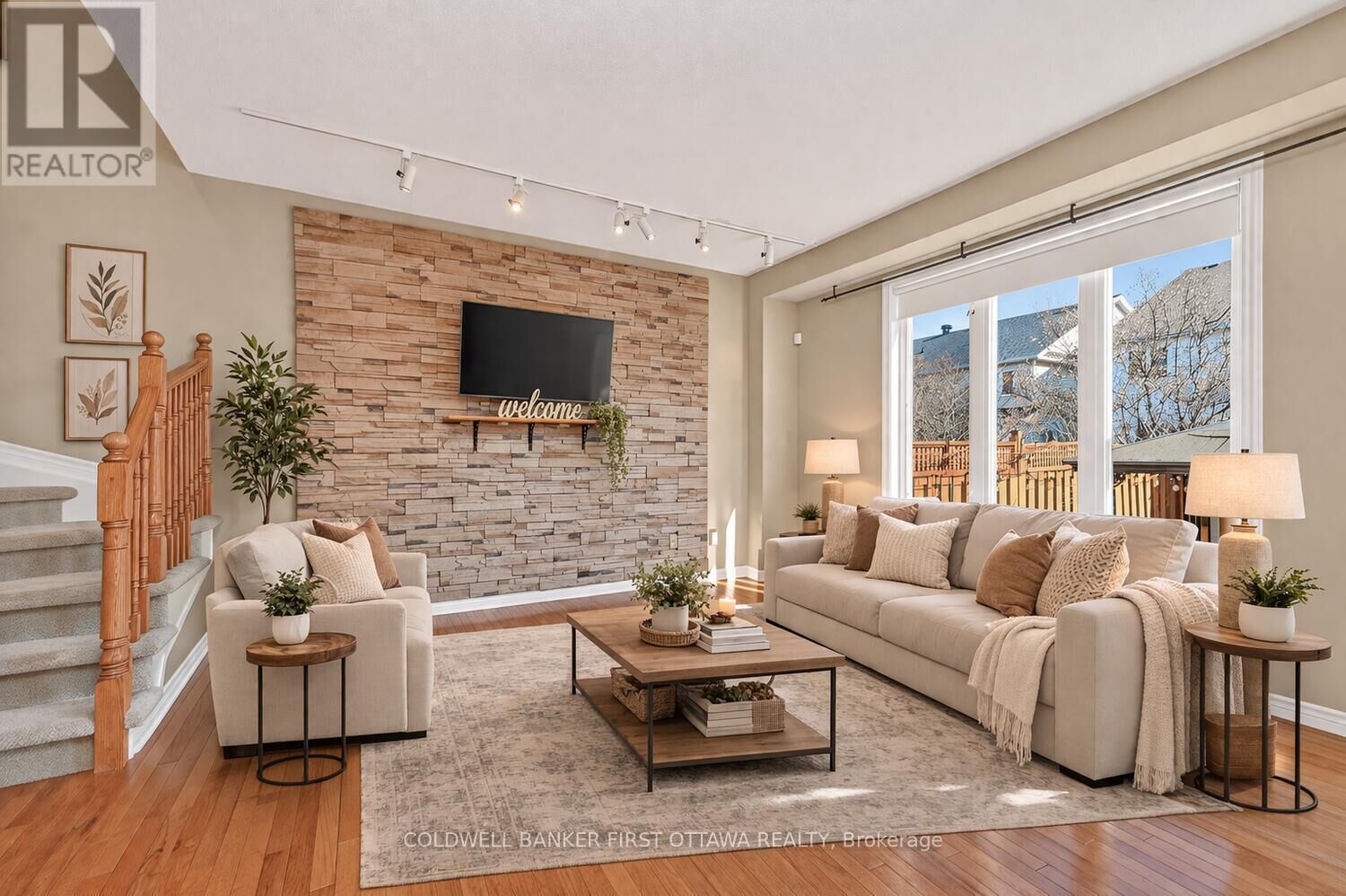 Photo de la propriété:  102 Windance Crescent  ON K2W 0A7 