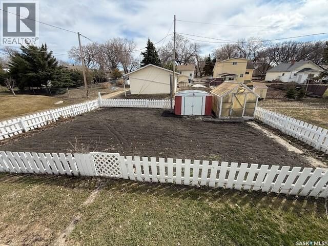 Property Photo:  230 Nicholas Street  SK S0A 1S0 