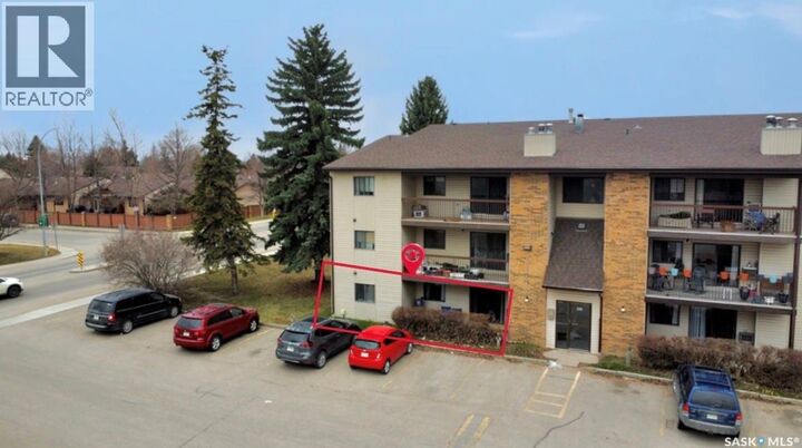 Property Photo:  101 335 Kingsmere Boulevard  SK S7J 4J6 
