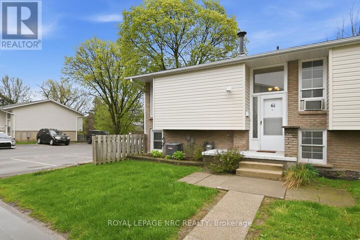 Property Photo:  151 Parnell Road 61  ON L2M 3S4 