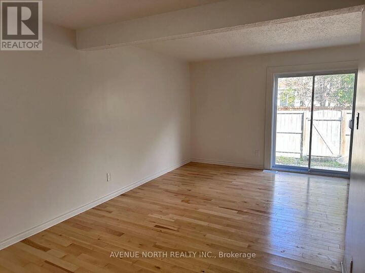 Property Photo:  1460 Foxwell Street 25  ON K1B 5J4 