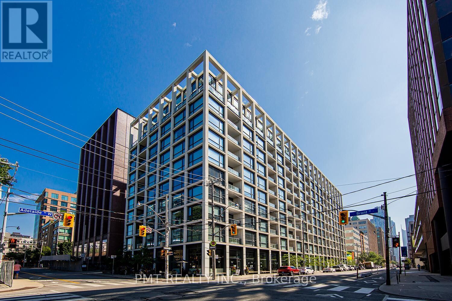 Property Photo:  39 Brant Street 804  ON M5V 0M8 