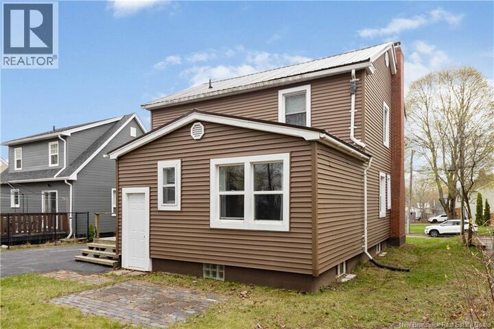 Property Photo:  25 Wellington Avenue  NB E1E 2A7 