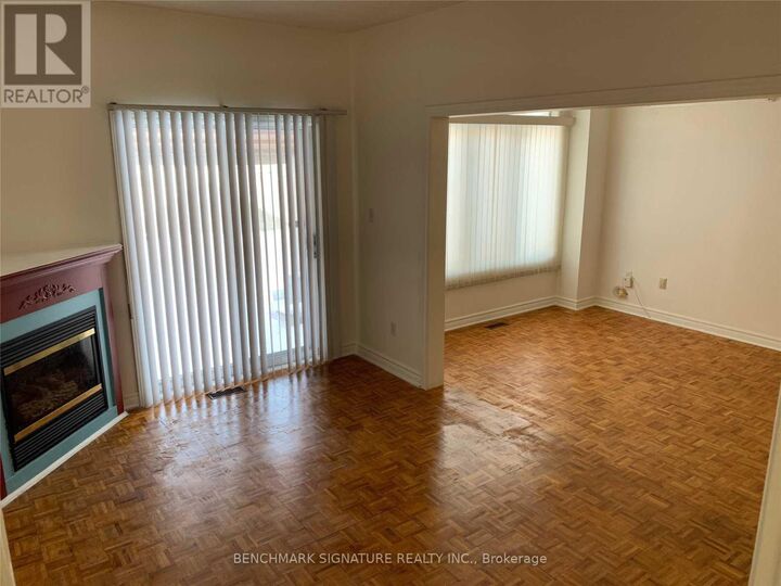 Property Photo:  102 Greensboro Drive  ON L3R 0V8 
