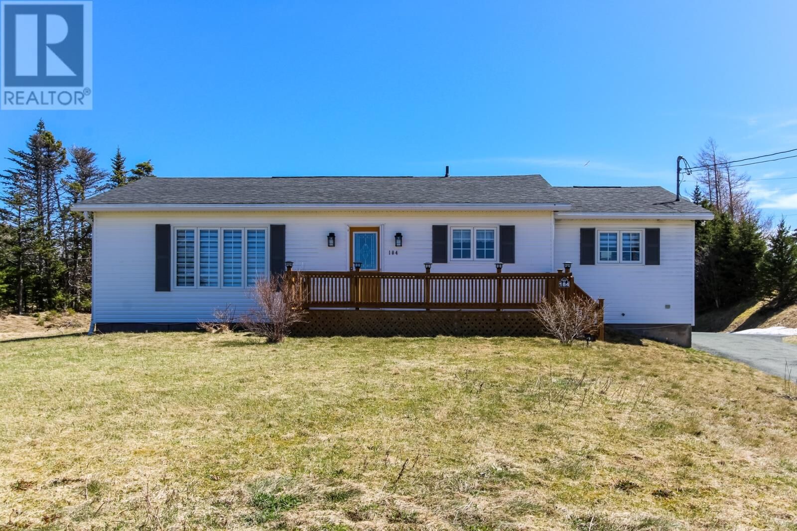 Property Photo:  184 -186 Bennetts Road  NL A1M 1X3 