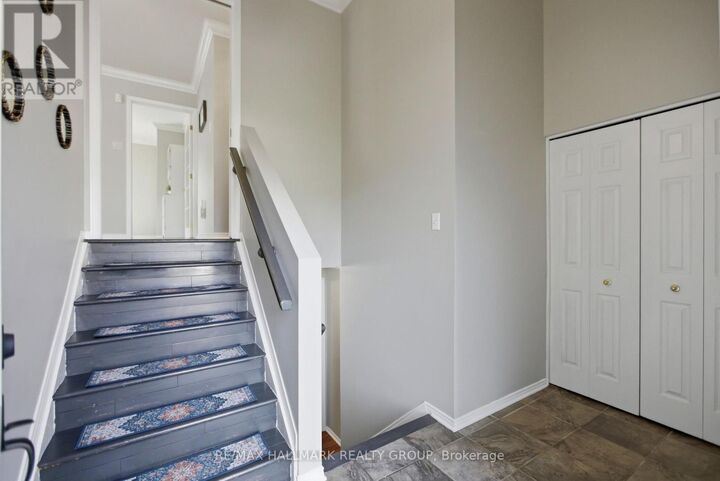 Property Photo:  164 Patterson Crescent  ON K7C 4P3 