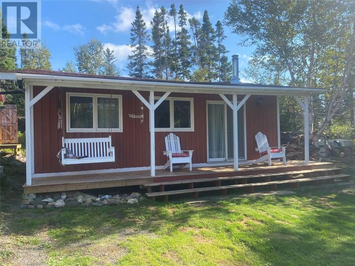 Property Photo:  18 Bread And Cheese Cove Road  NL A0G 3C0 