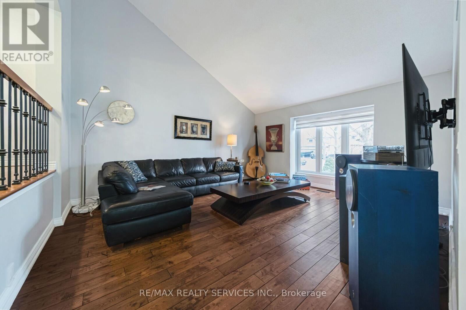 Property Photo:  96 Royal Palm Drive  ON L6Z 1P7 