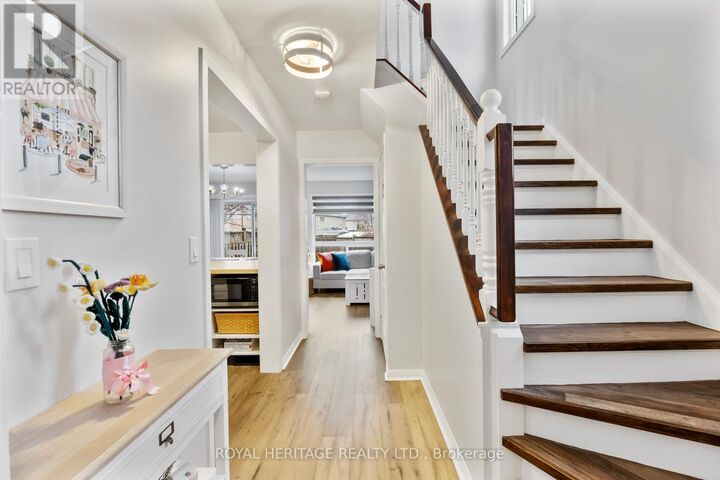 Property Photo:  1251 Quest Circle  ON L5N 8B6 