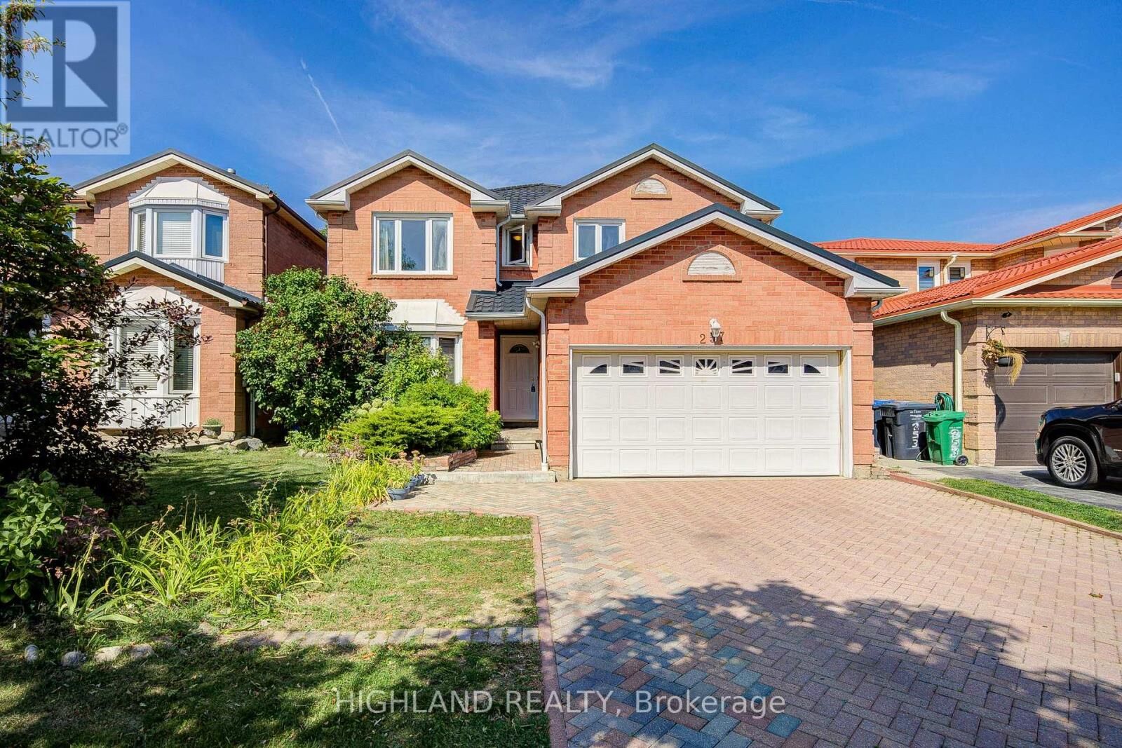 Property Photo:  257 Huntington Ridge Drive  ON L5R 1S3 