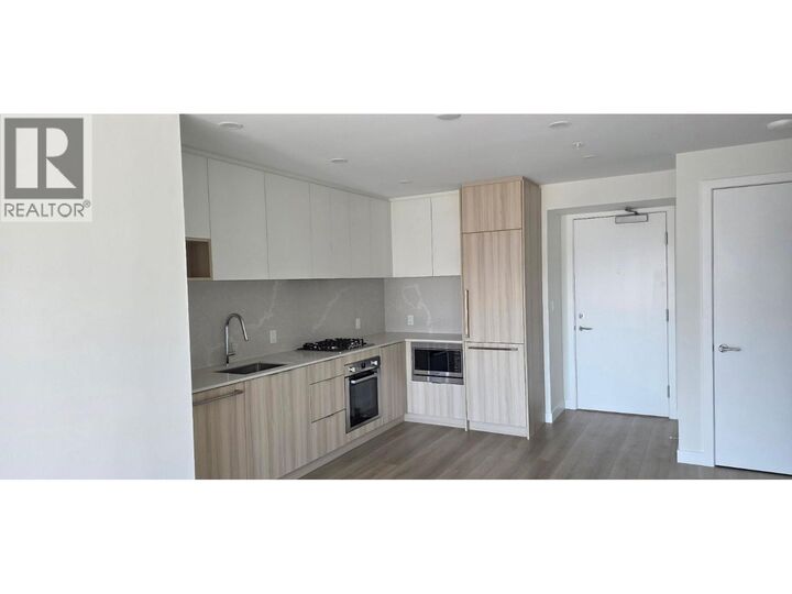 Property Photo:  6087 Wilson Avenue 3105  BC V5H 0M1 