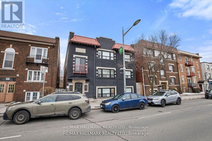 Property Photo:  595 St Clair Avenue West 11  ON M6C 1A3 