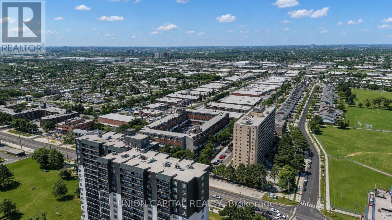 Property Photo:  10 Eddystone Avenue 126  ON M3N 2T2 