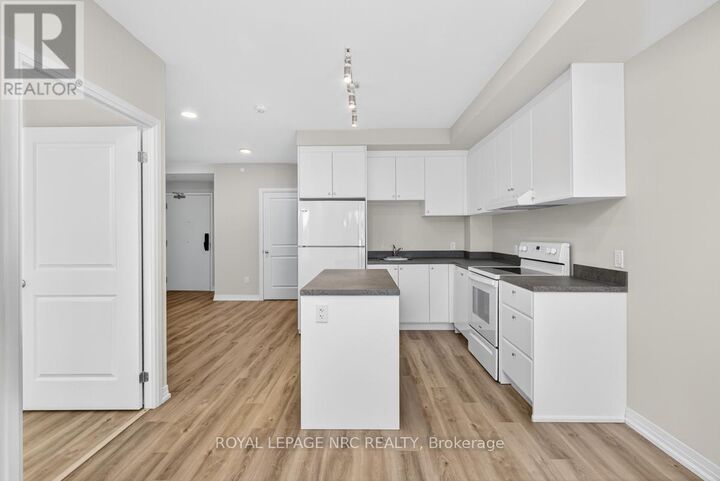 Property Photo:  50 Herrick Avenue 122  ON L2P 2T9 