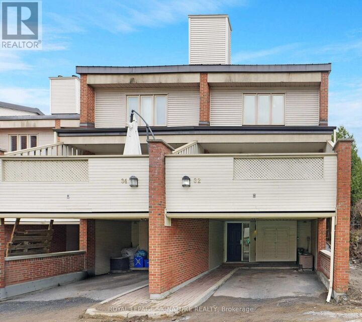 Property Photo:  110 Havelock Street 32  ON K1S 5L3 