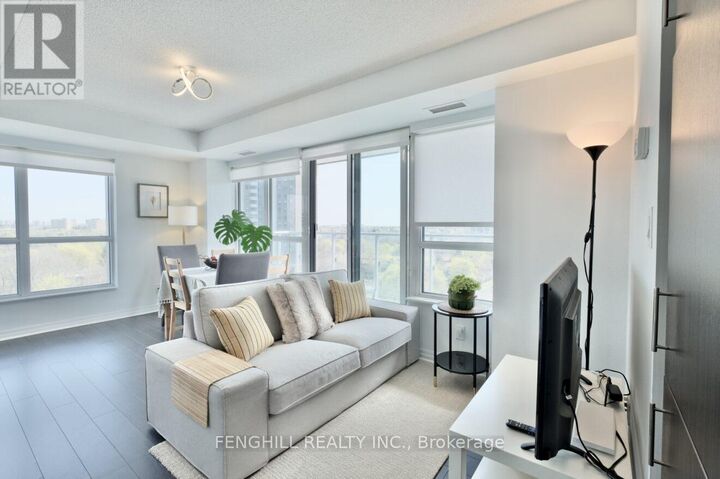 Property Photo:  2015 Sheppard Avenue East 909  ON M2J 0B3 