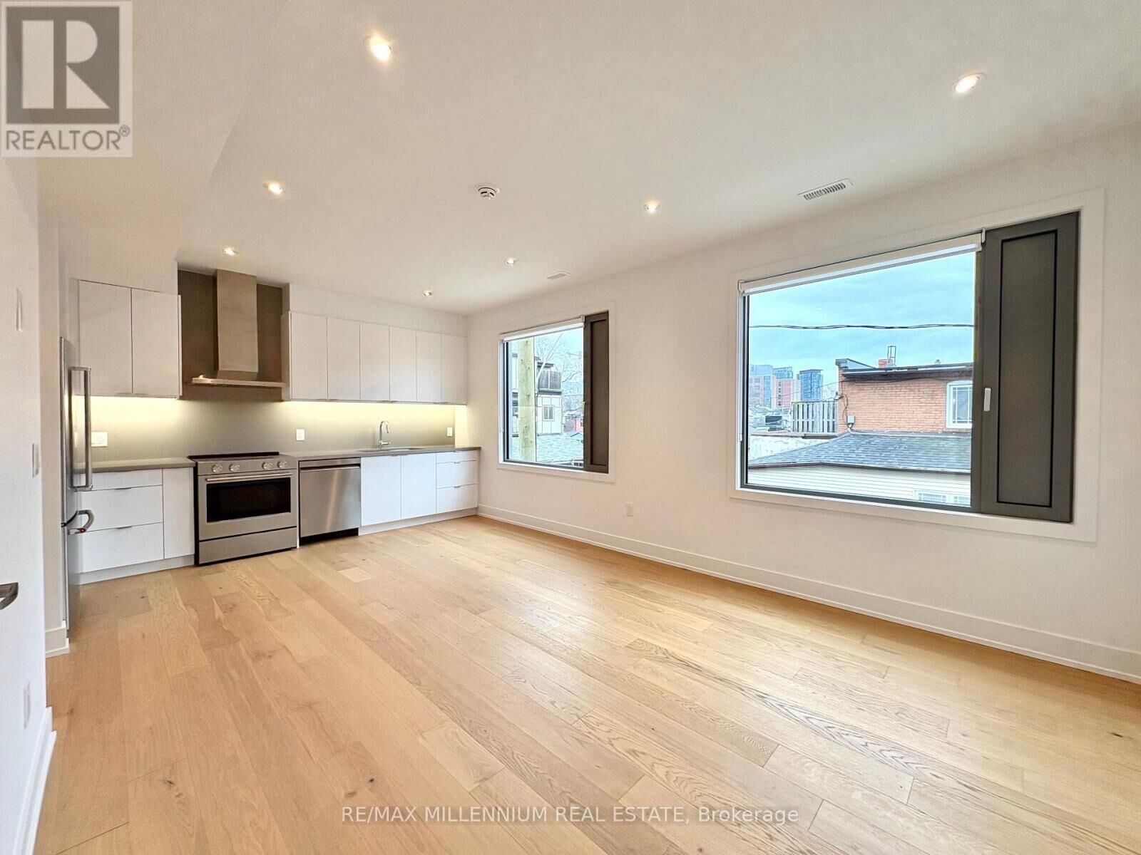 Property Photo:  155 Dovercourt #4 Avenue  ON M6J 3C6 