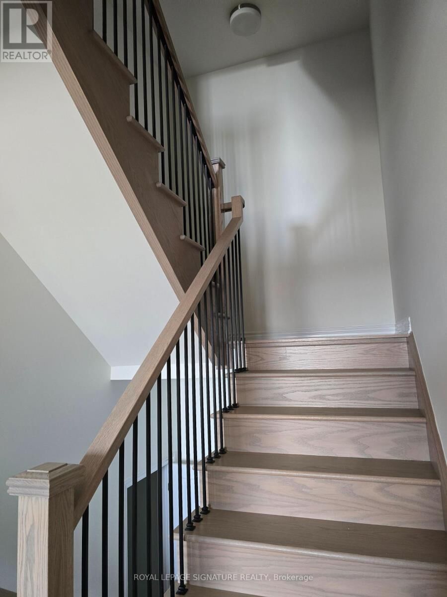 Property Photo:  30 Twinflower Way  ON L6P 0A1 