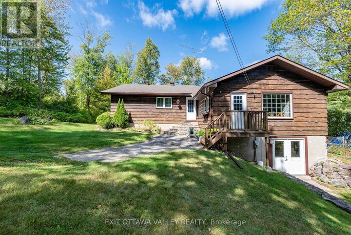 Property Photo:  71 Delaney Lane  ON K0H 1P0 