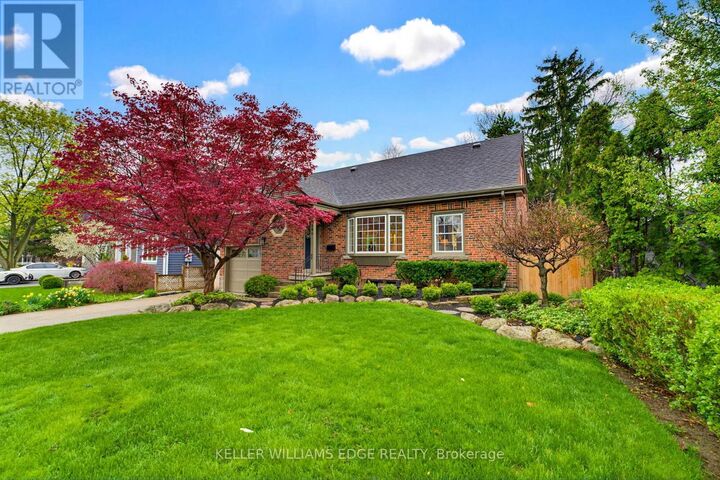 Property Photo:  586 Woodland Avenue  ON L7R 2S5 