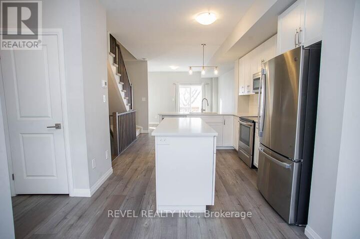 Property Photo:  720 Grey Street 28  ON N3S 0K2 